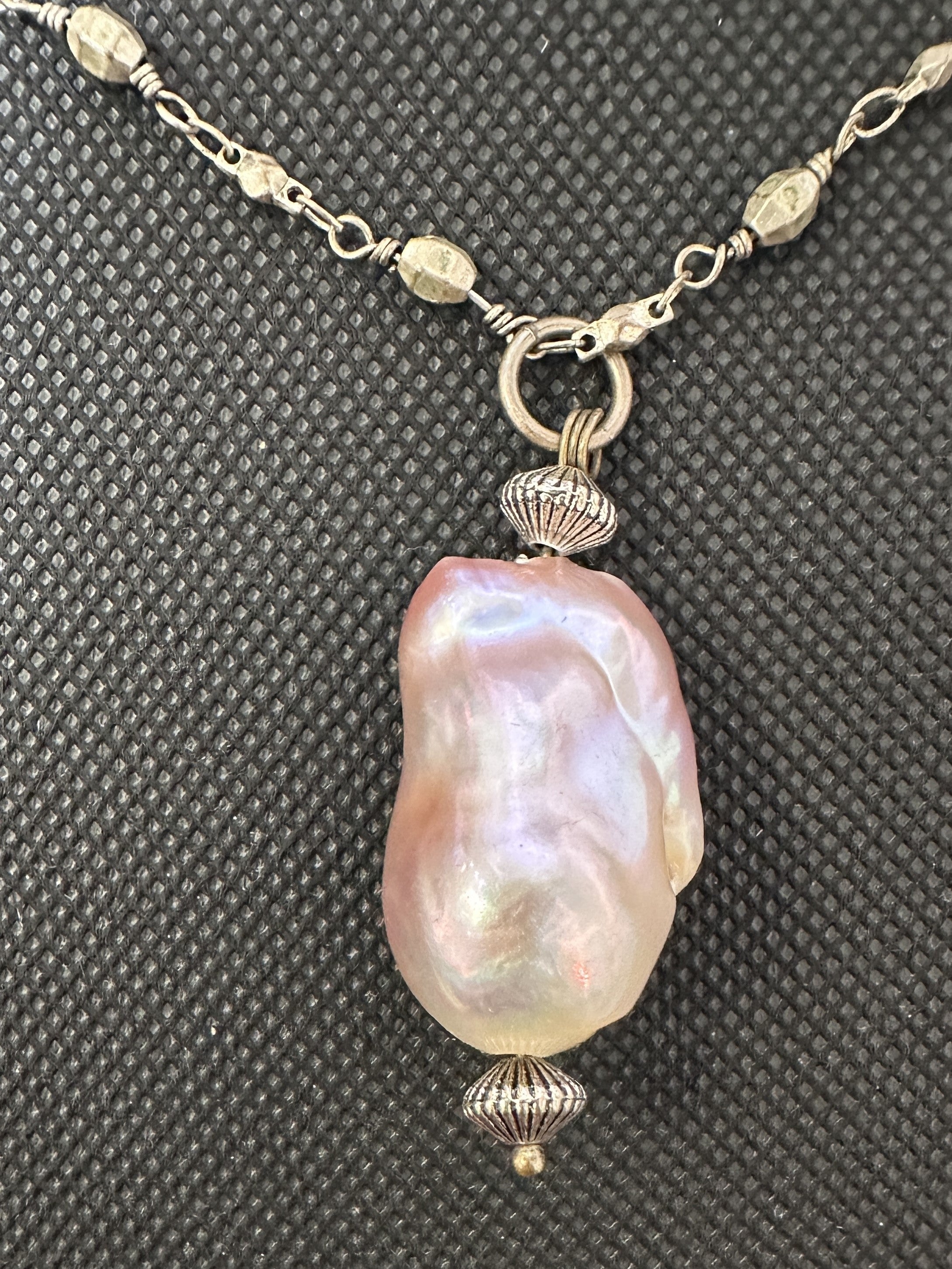 NSerena Jewelry-Large Pendant Pearl Necklace